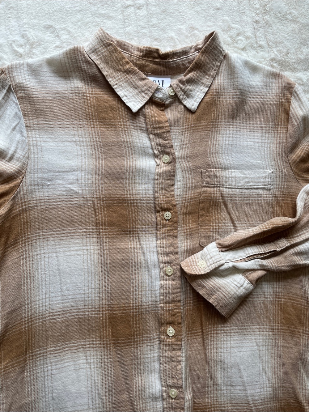 GAP Women's Tan and Cream Plaid Button-Down Shirt